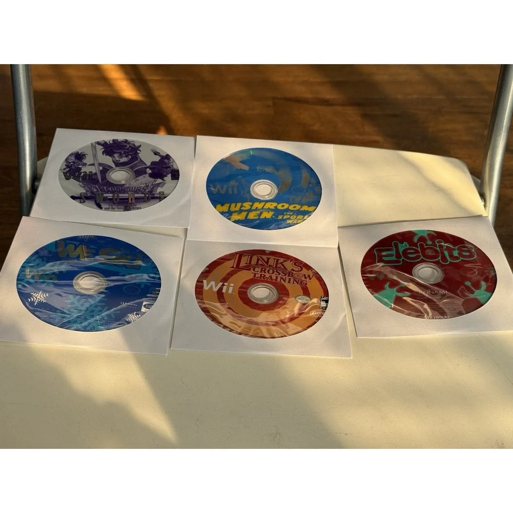 Wii Games Disc Only Lot Of 5 , Dragon Quest Swords, We Ski, Elebits